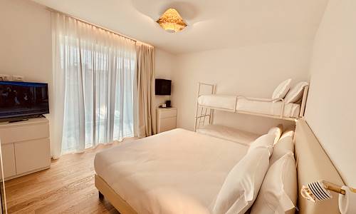 Schiavon Beach Palace